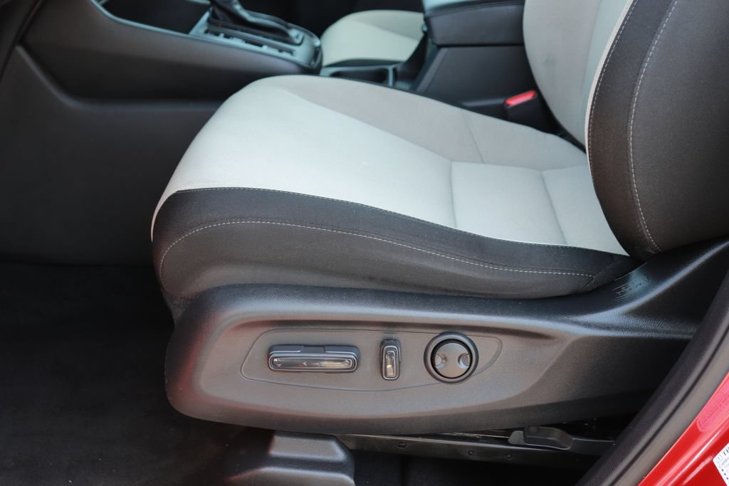 Used 2023 Honda CR-V EX image 10