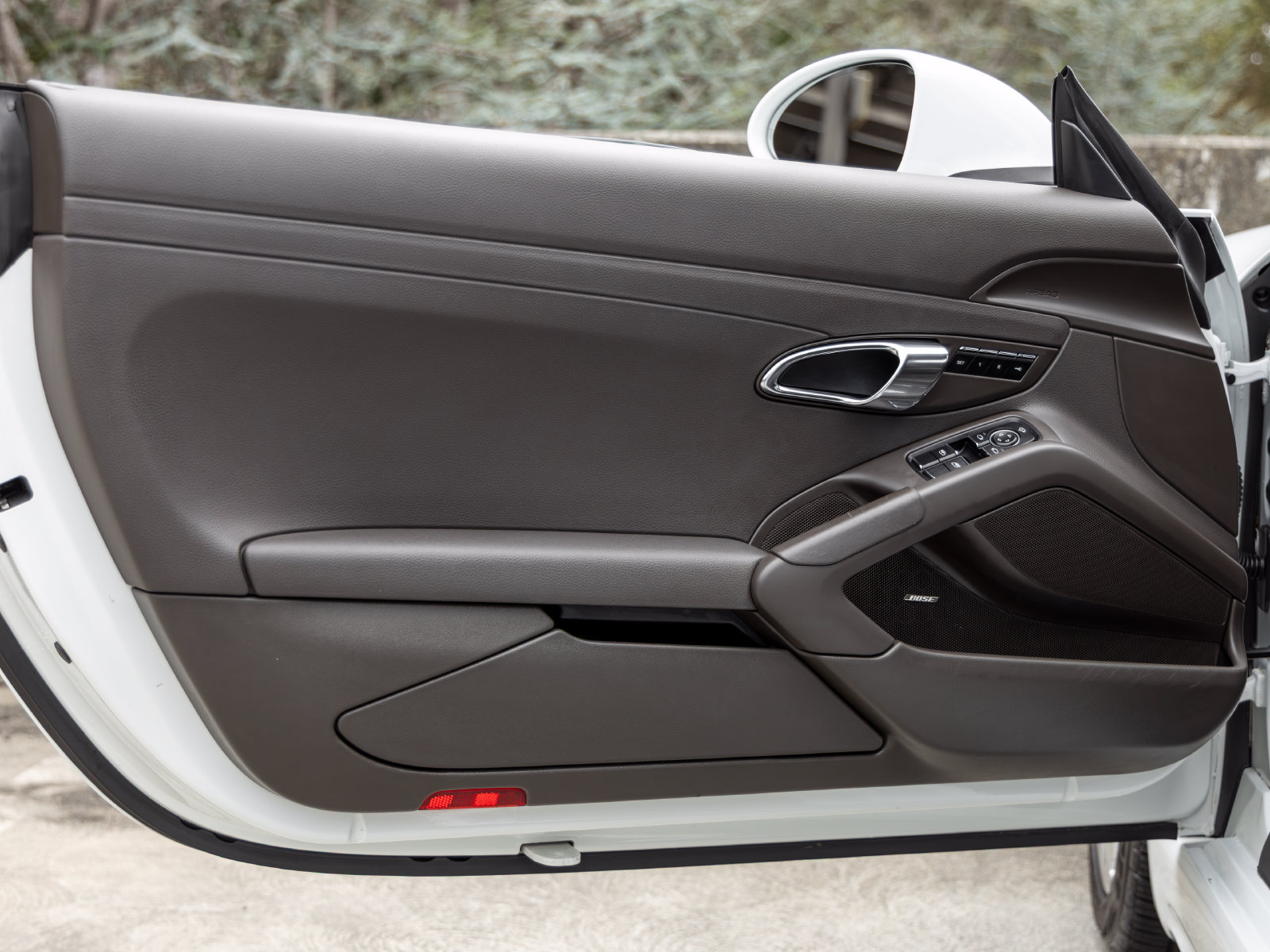 Certified 2017 Porsche 718 Boxster RWD image 29