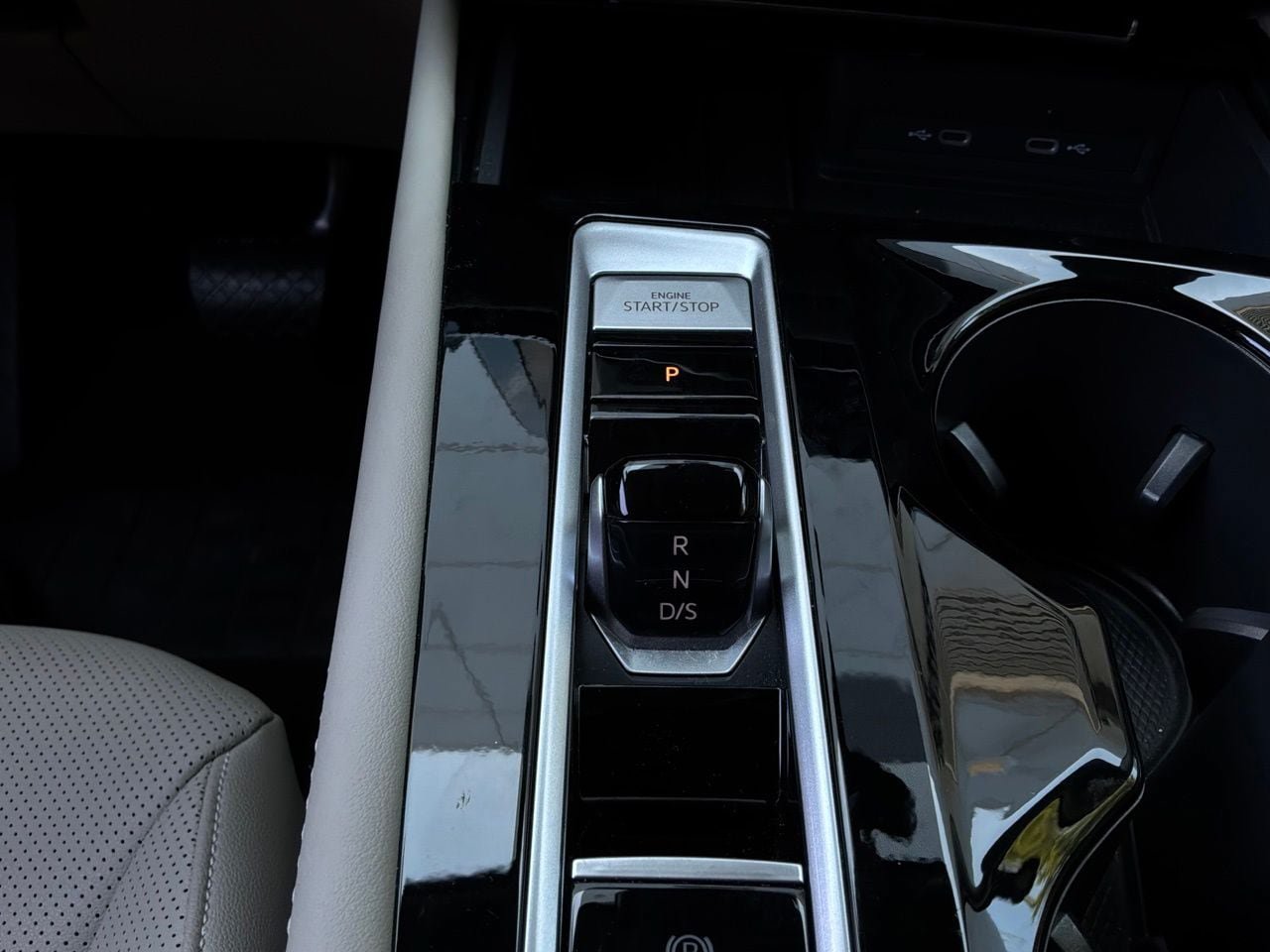 Used 2026 Volkswagen Atlas SE FWD image 31