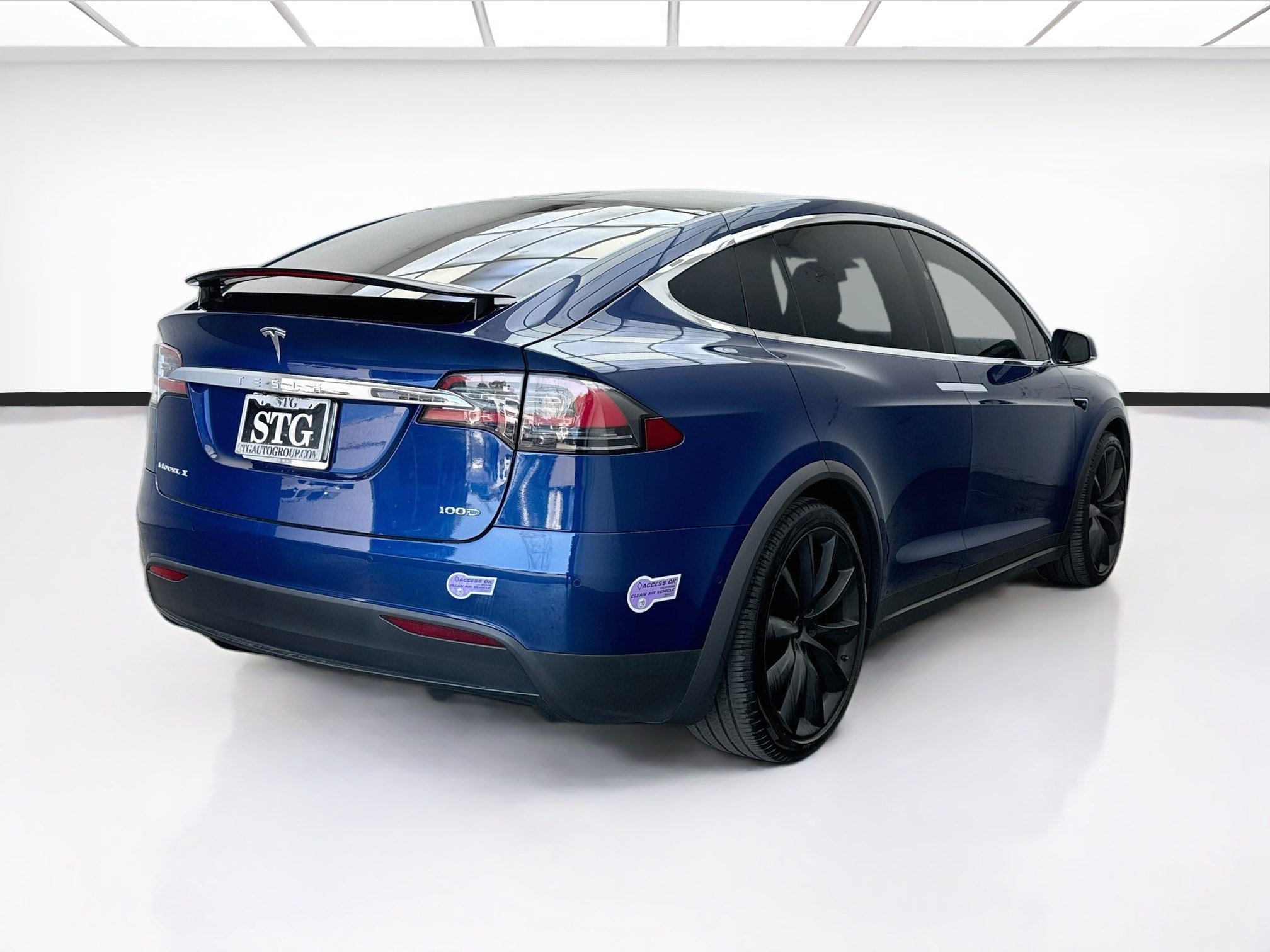 Used 2019 Tesla Model X 100D AWD/4WD image 4