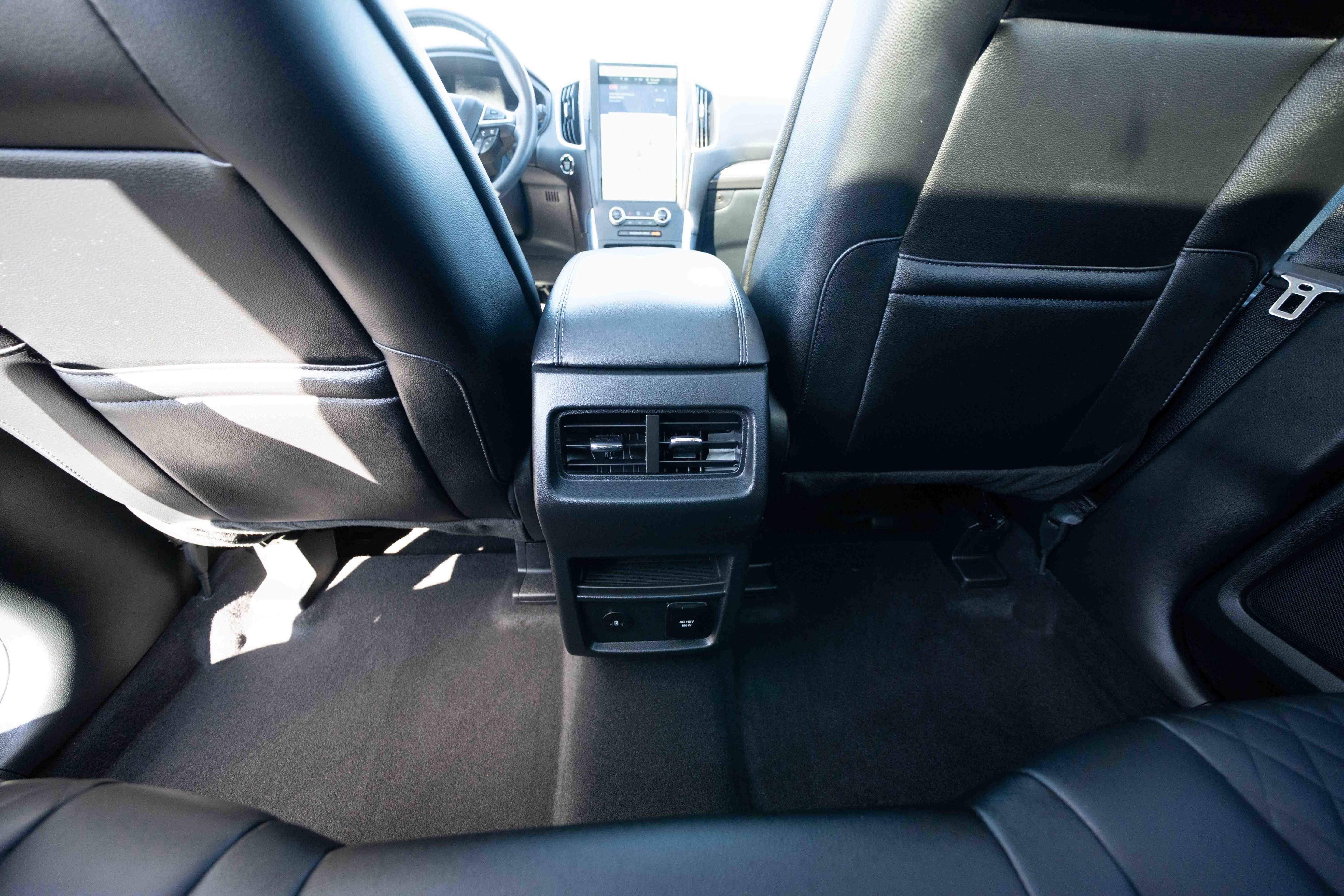 Used 2024 Ford Edge Titanium image 22