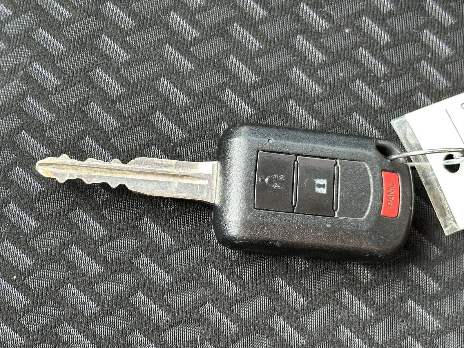 Used 2018 Mitsubishi Eclipse Cross ES image 14