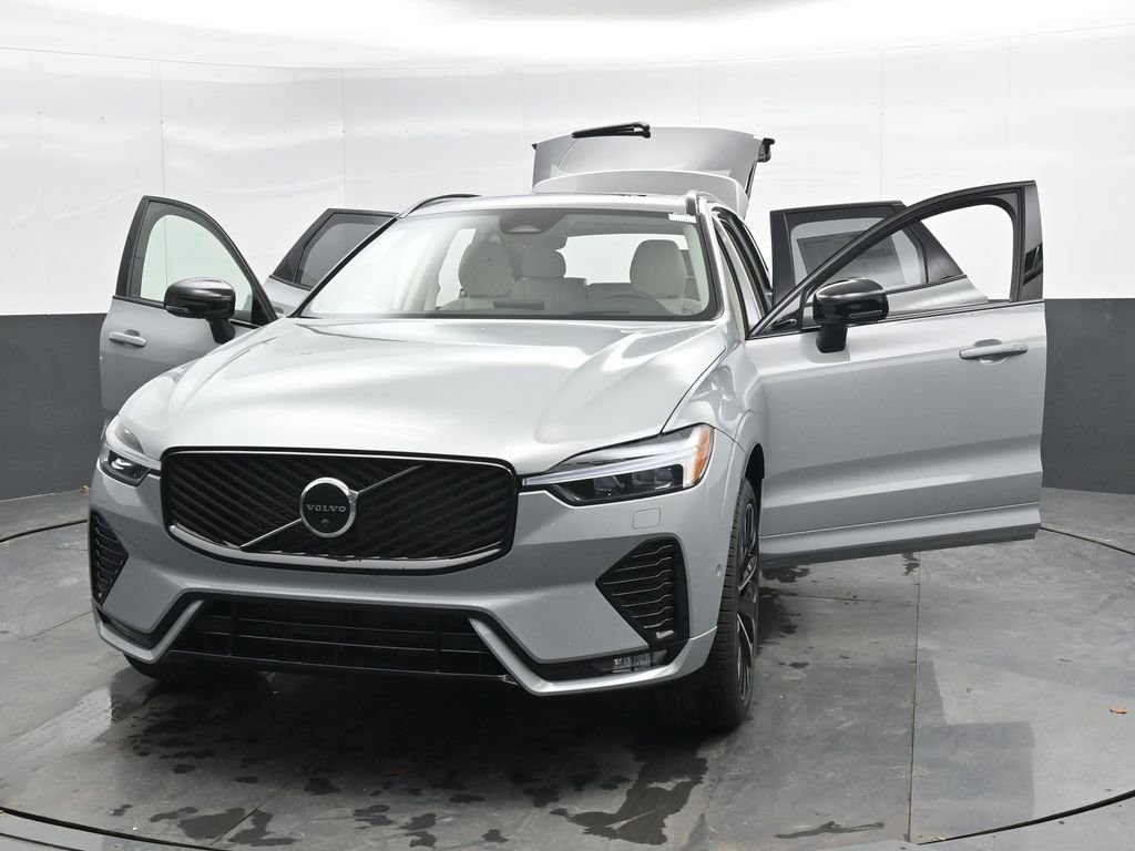 New 2026 Volvo XC60 B5 Ultra w/ Protection Package Premier AWD/4WD image 41