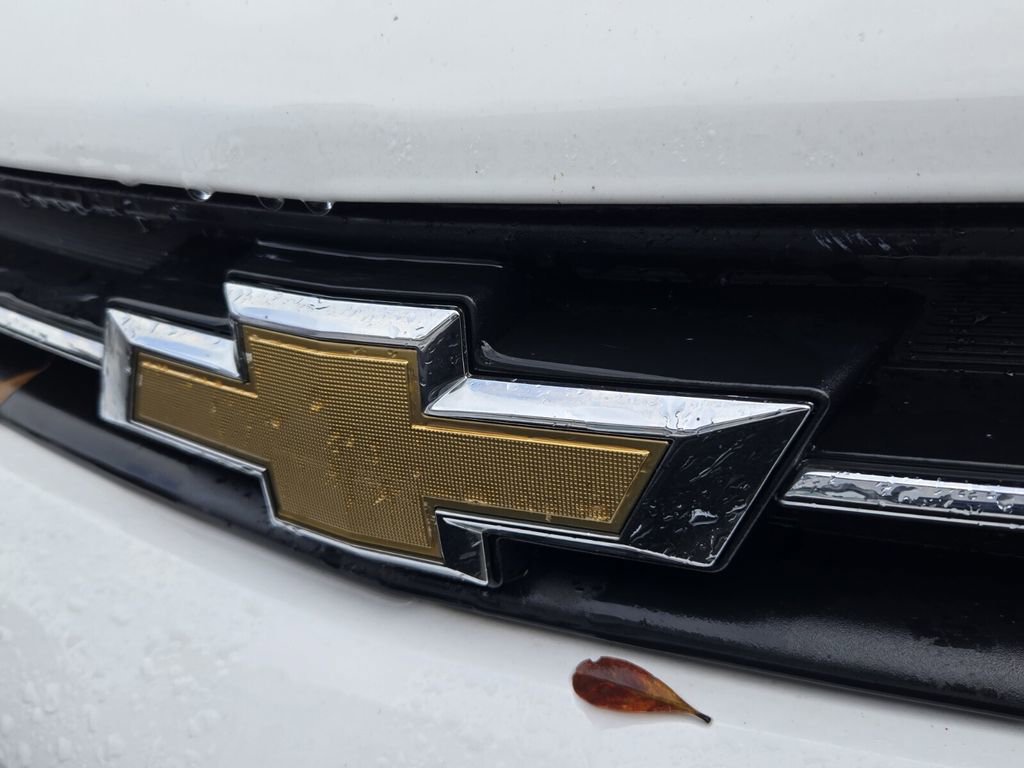 Used 2020 Chevrolet Trax LT FWD image 10