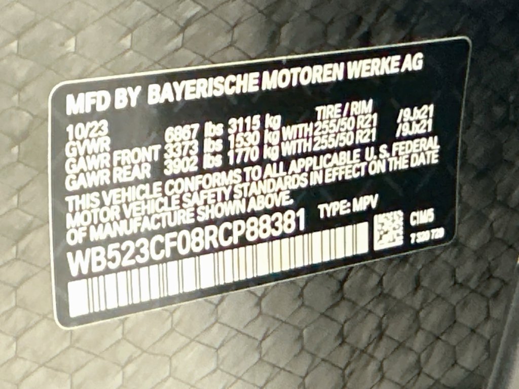 Certified 2024 BMW iX xDrive50 w/ Sport Package AWD/4WD image 32
