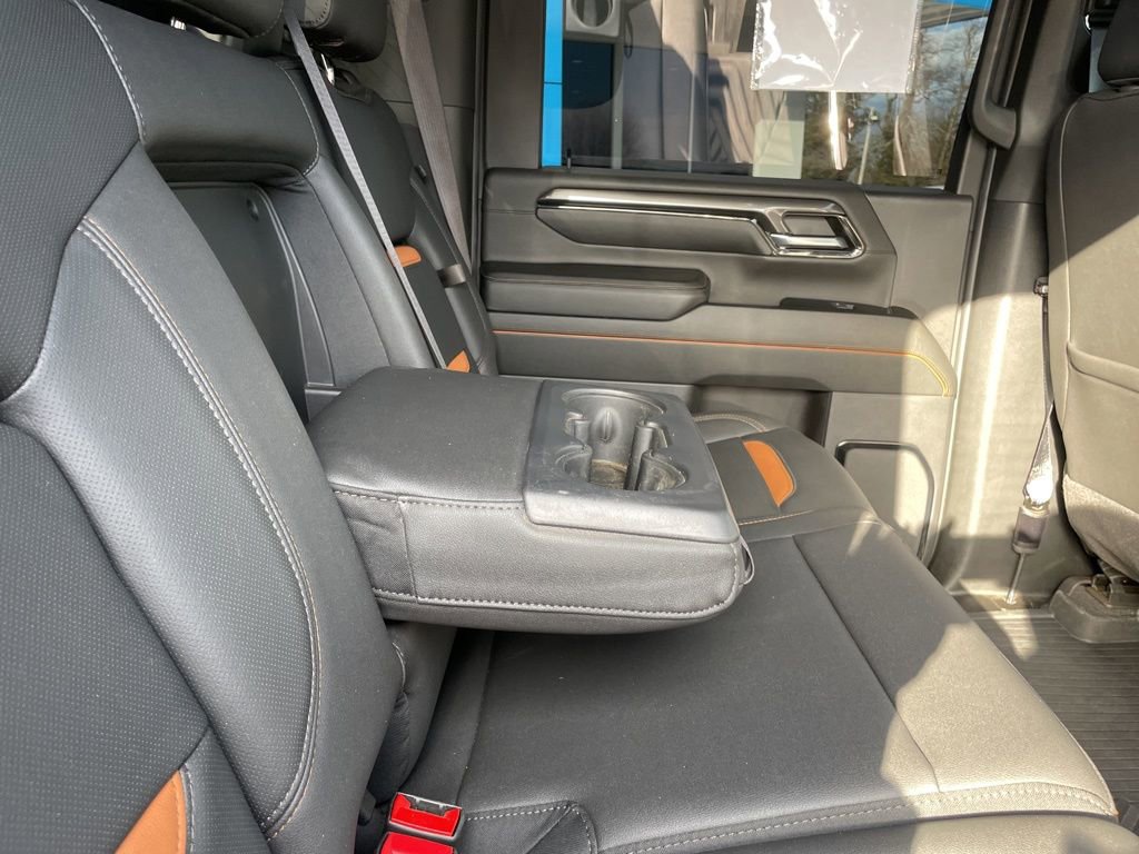 Used 2024 GMC Sierra 2500 AT4 w/ AT4 Premium Plus Package image 35