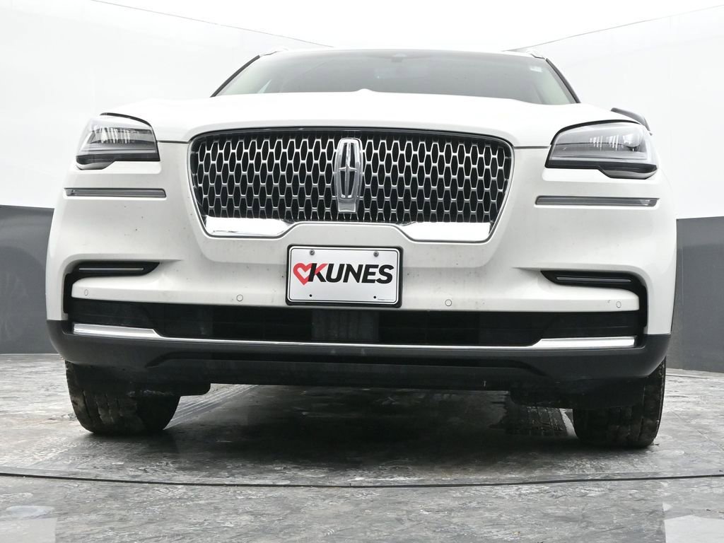 Used 2023 Lincoln Aviator AWD w/ Premium Package image 47