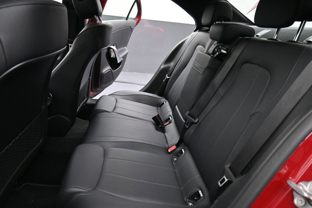 Used 2022 Mercedes-Benz A 220 4MATIC image 16