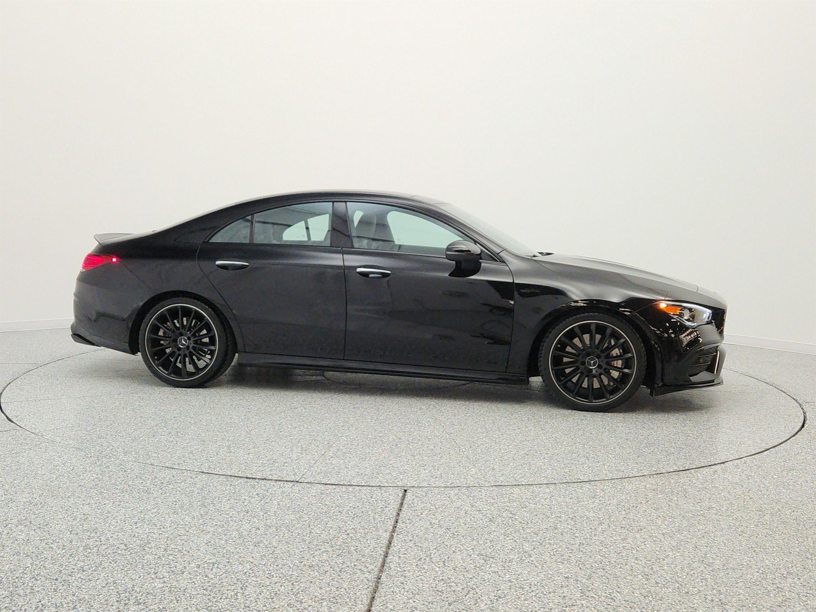 Certified 2023 Mercedes-Benz CLA 35 AMG 4MATIC image 4