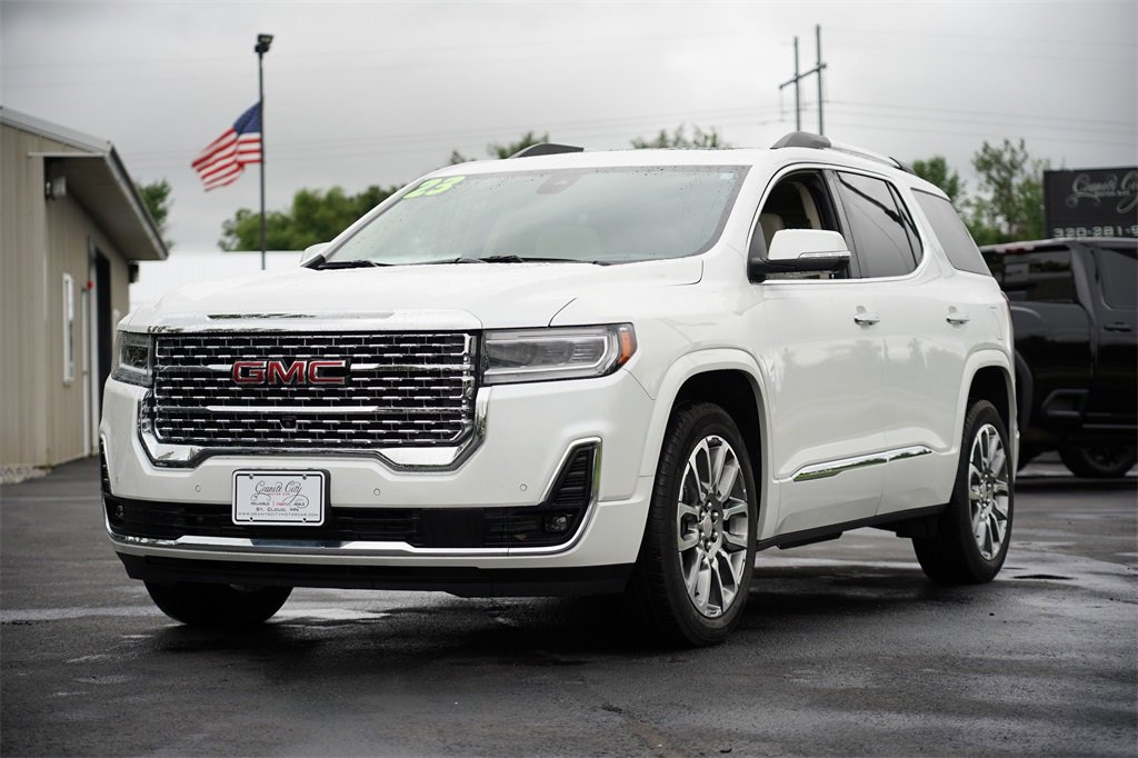 Used 2023 GMC Acadia Denali w/ Denali Ultimate Package image 7