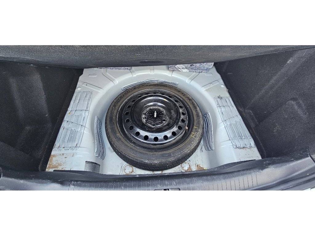 Used 2017 Buick Regal AWD image 29