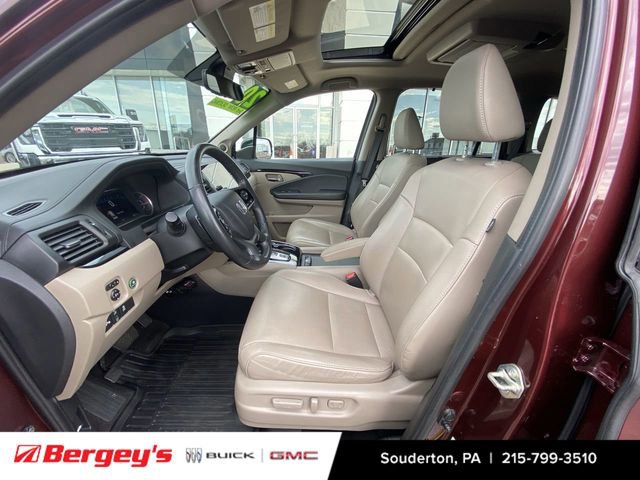 Used 2020 Honda Pilot Touring image 22