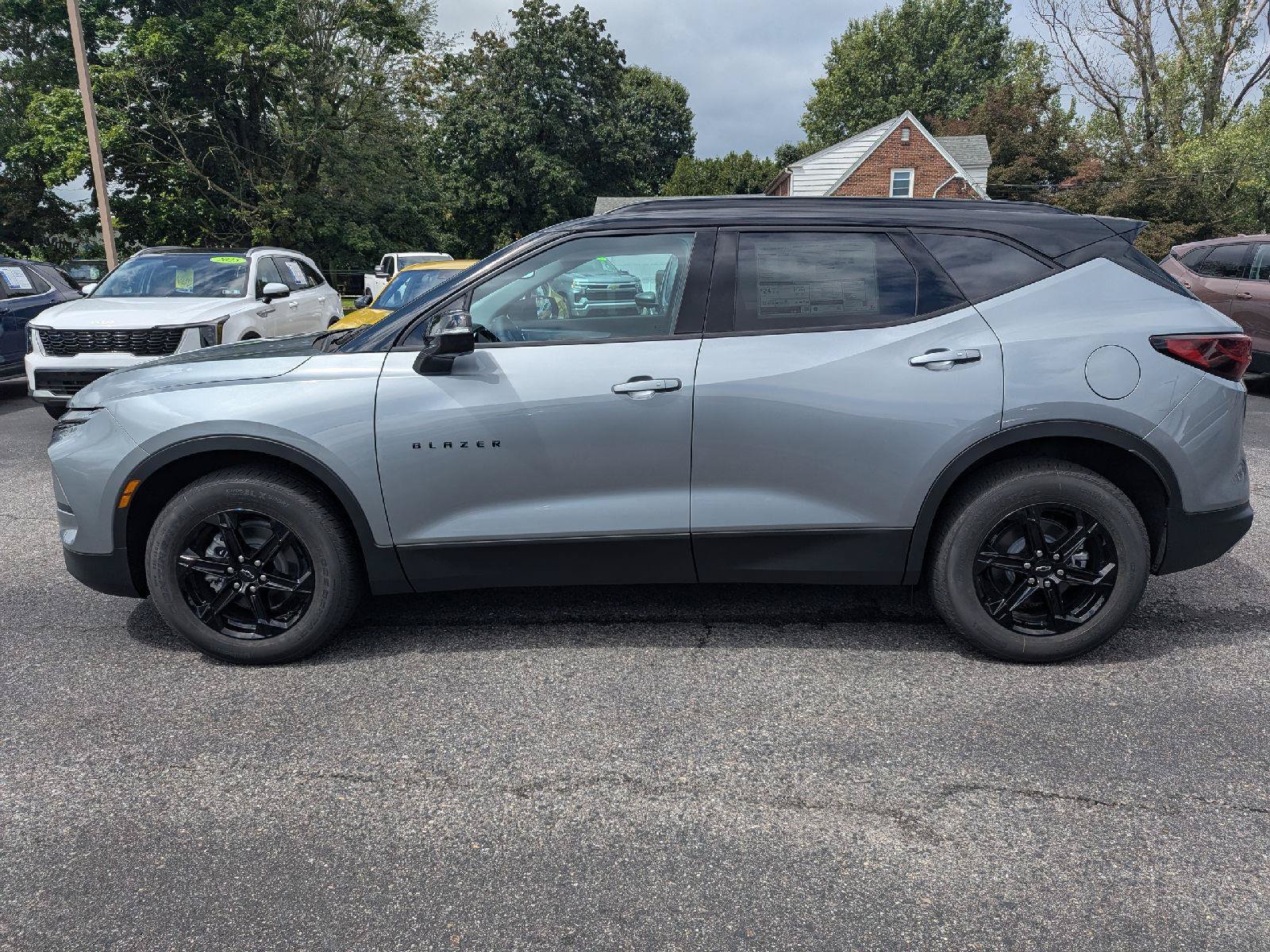 New 2026 Chevrolet Blazer LT w/ Midnight/Sport Edition AWD/4WD image 19