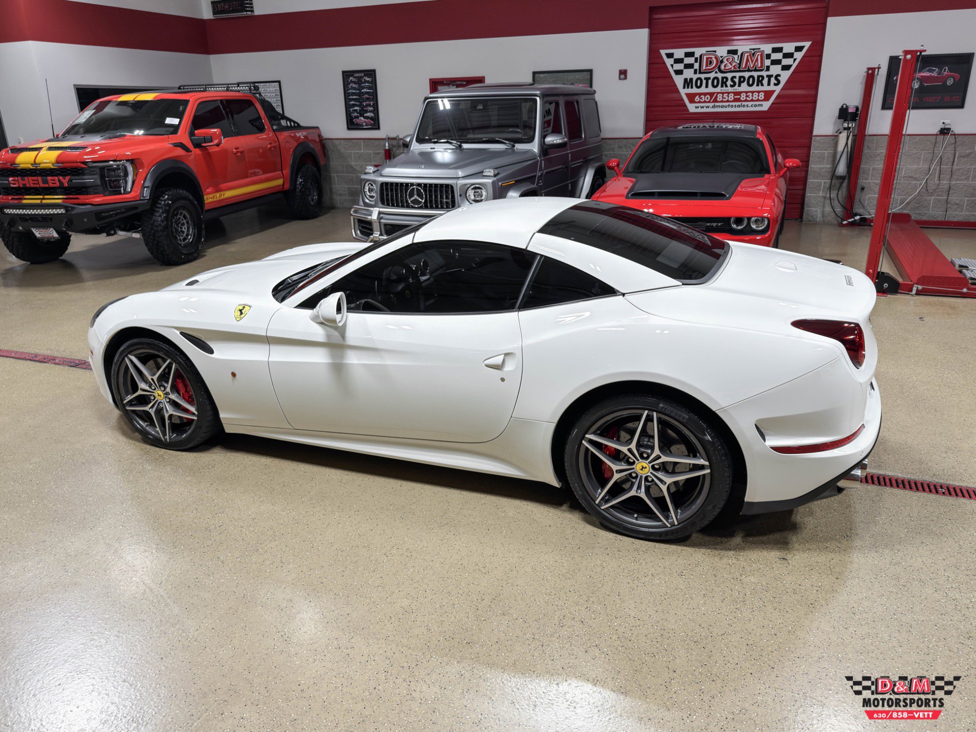 Used 2016 Ferrari California T image 44
