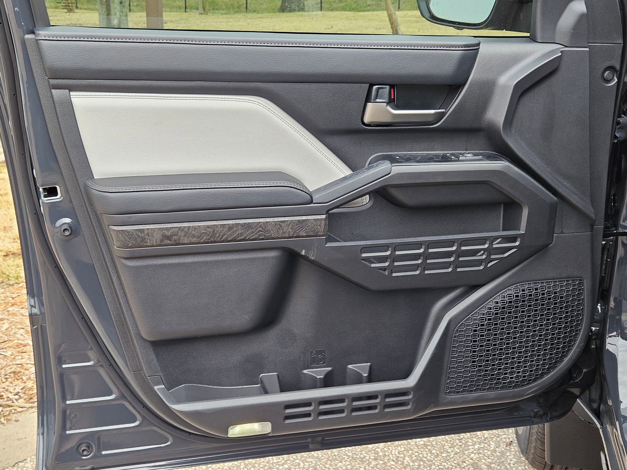 New 2026 Toyota Tacoma Limited image 9