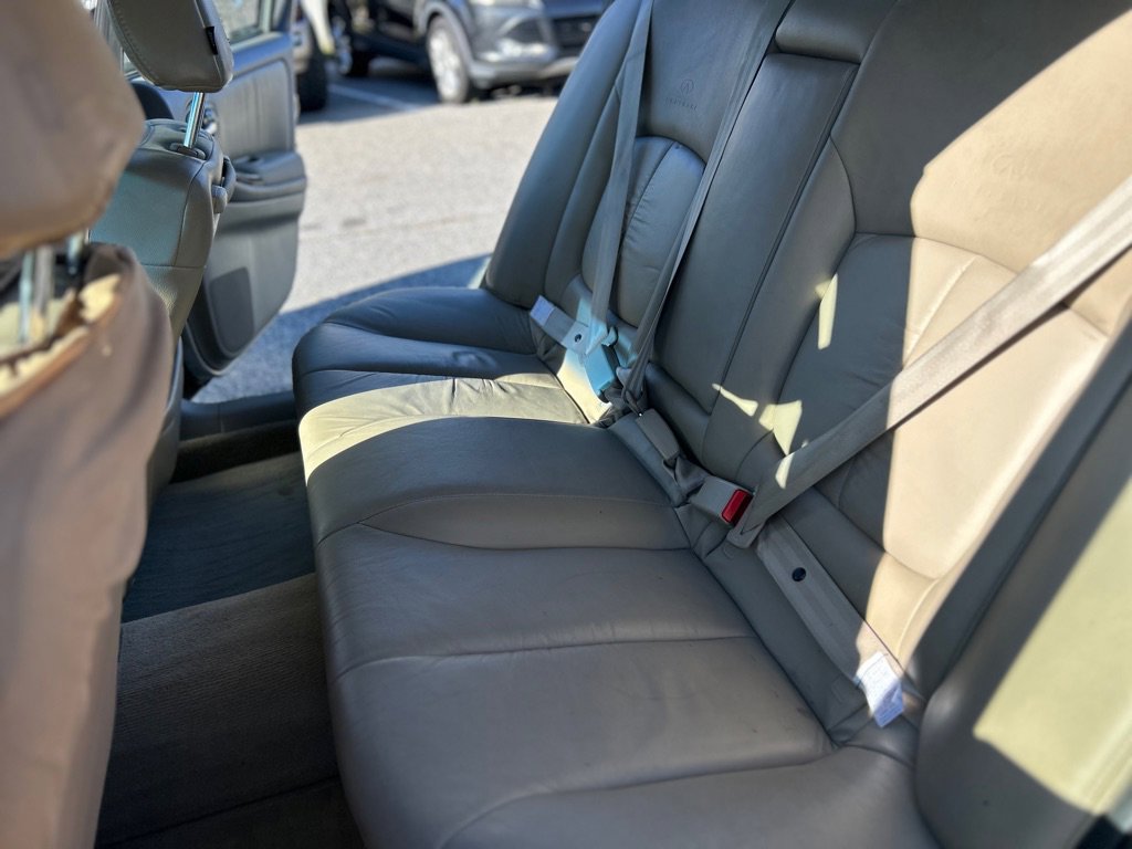 Used 2001 INFINITI I30 FWD image 24