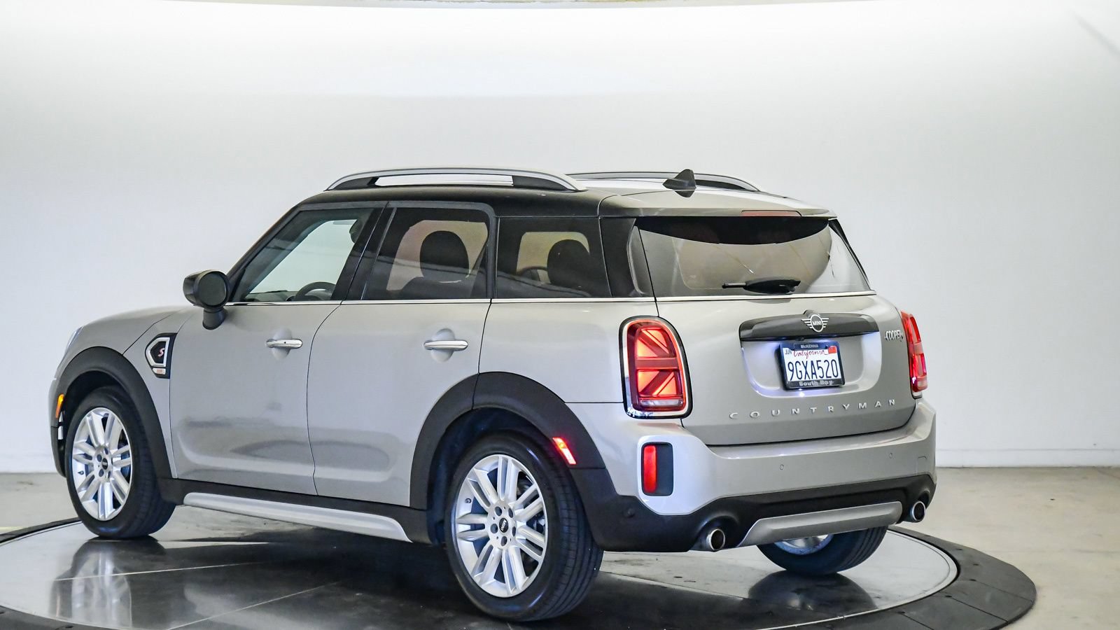 Certified 2023 MINI Cooper Countryman S FWD image 2