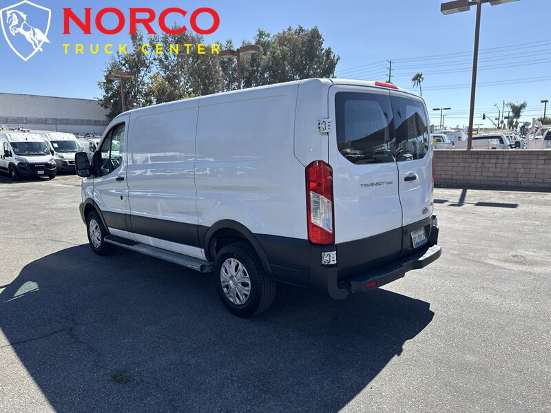 Used 2016 Ford Transit 250 130 Low Roof w/ Exterior Upgrade Package RWD image 6