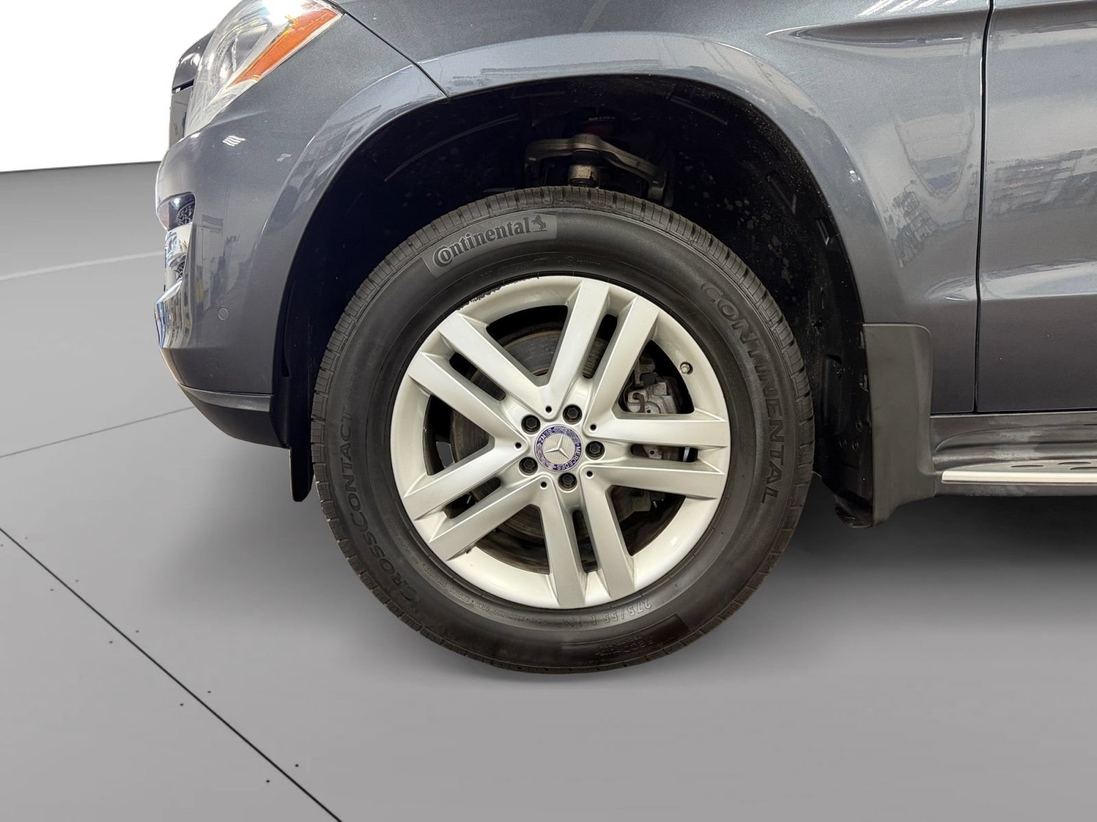 Used 2015 Mercedes-Benz GL 450 4MATIC w/ Parking Assist Package image 13