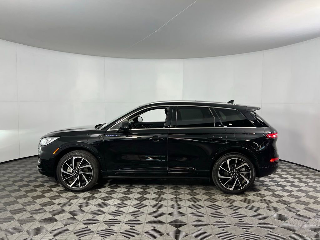 Used 2024 Lincoln Corsair Grand Touring image 9