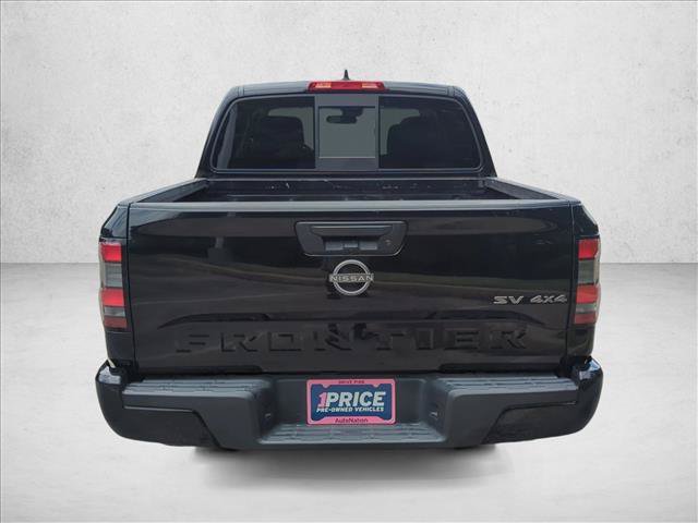Used 2022 Nissan Frontier SV AWD/4WD image 6