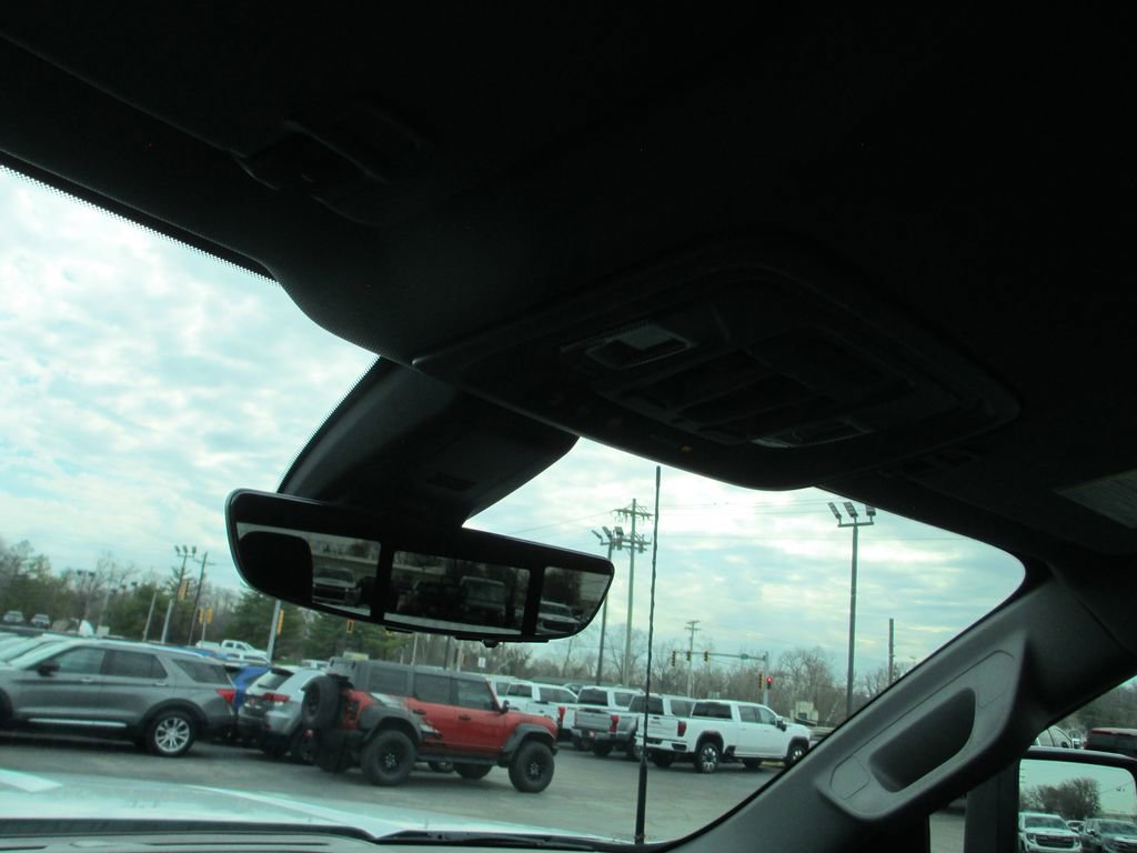 Used 2023 GMC Sierra 2500 Denali w/ Denali Ultimate Package image 35