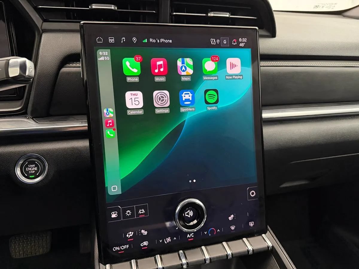 Used 2026 GMC Terrain Elevation FWD image 21