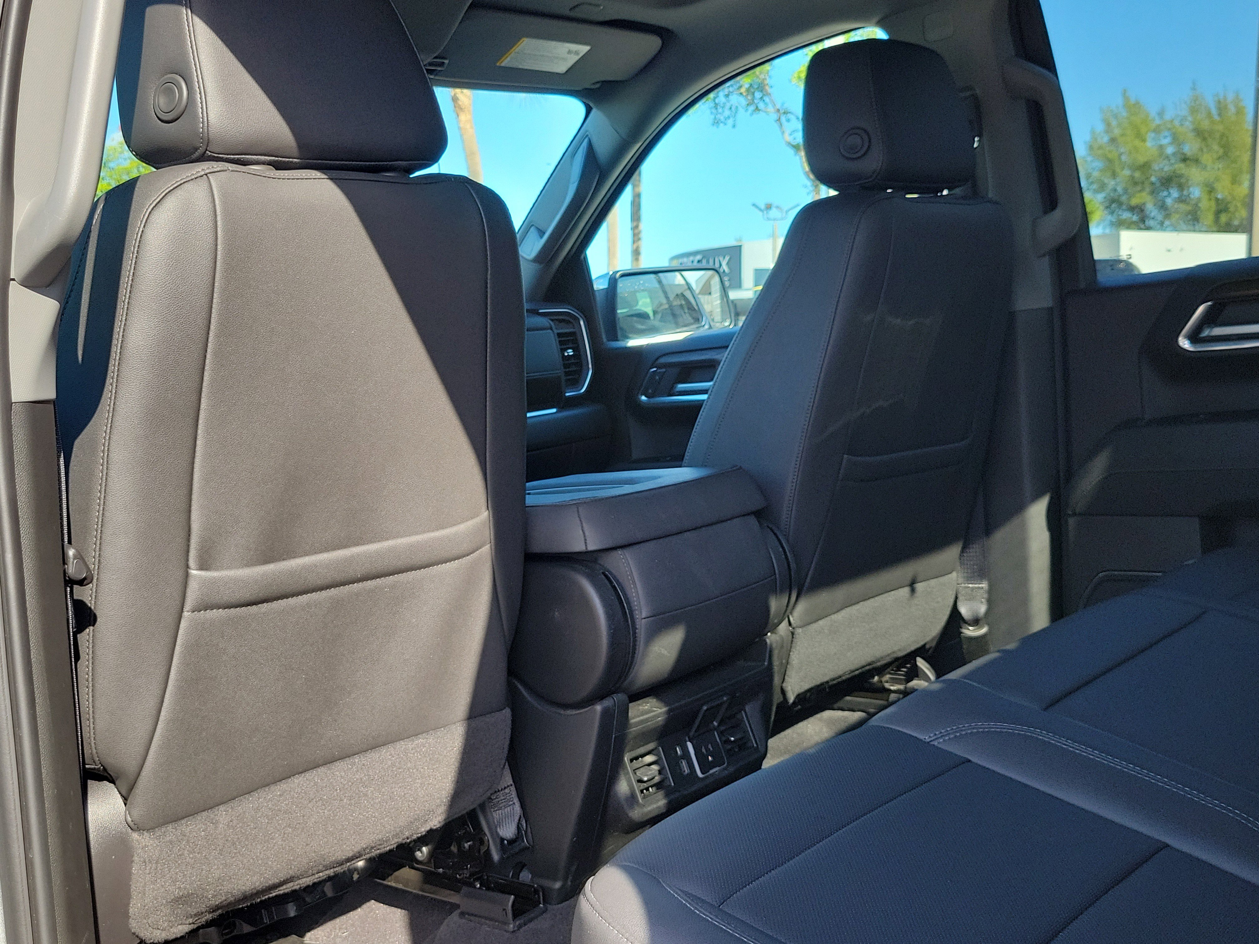 Used 2024 GMC Sierra 1500 SLT w/ X31 Off-Road Package AWD/4WD image 14