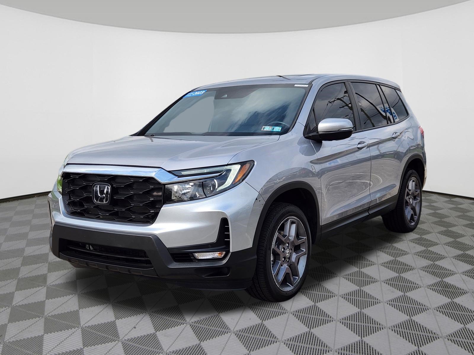 Certified 2023 Honda Passport EX-L image 2
