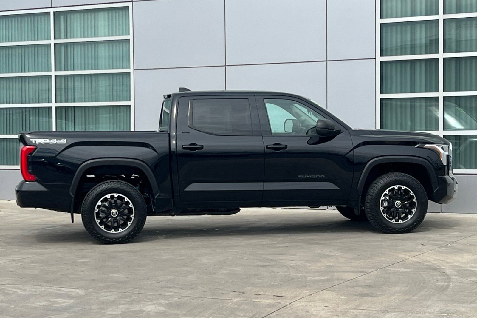 Used 2023 Toyota Tundra SR5 w/ TRD Off-Road Package image 3