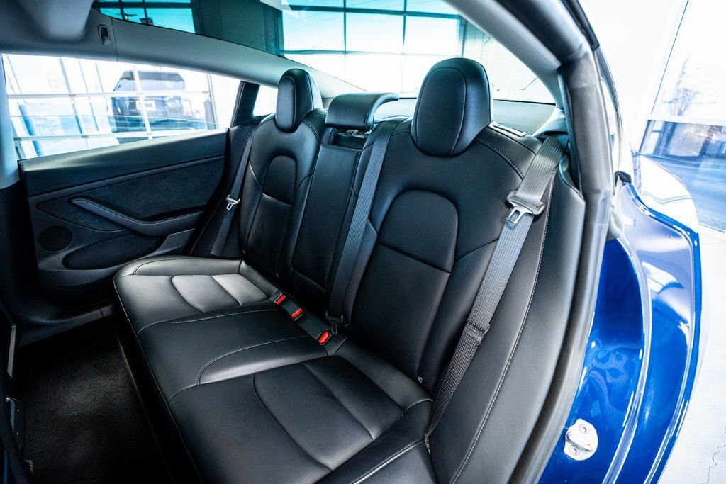Used 2023 Tesla Model 3 Standard Range image 45