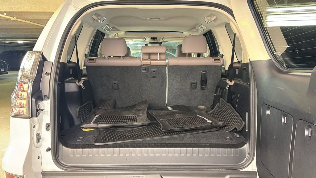 Certified 2023 Lexus GX 460 Premium w/ Premium Package AWD/4WD image 15