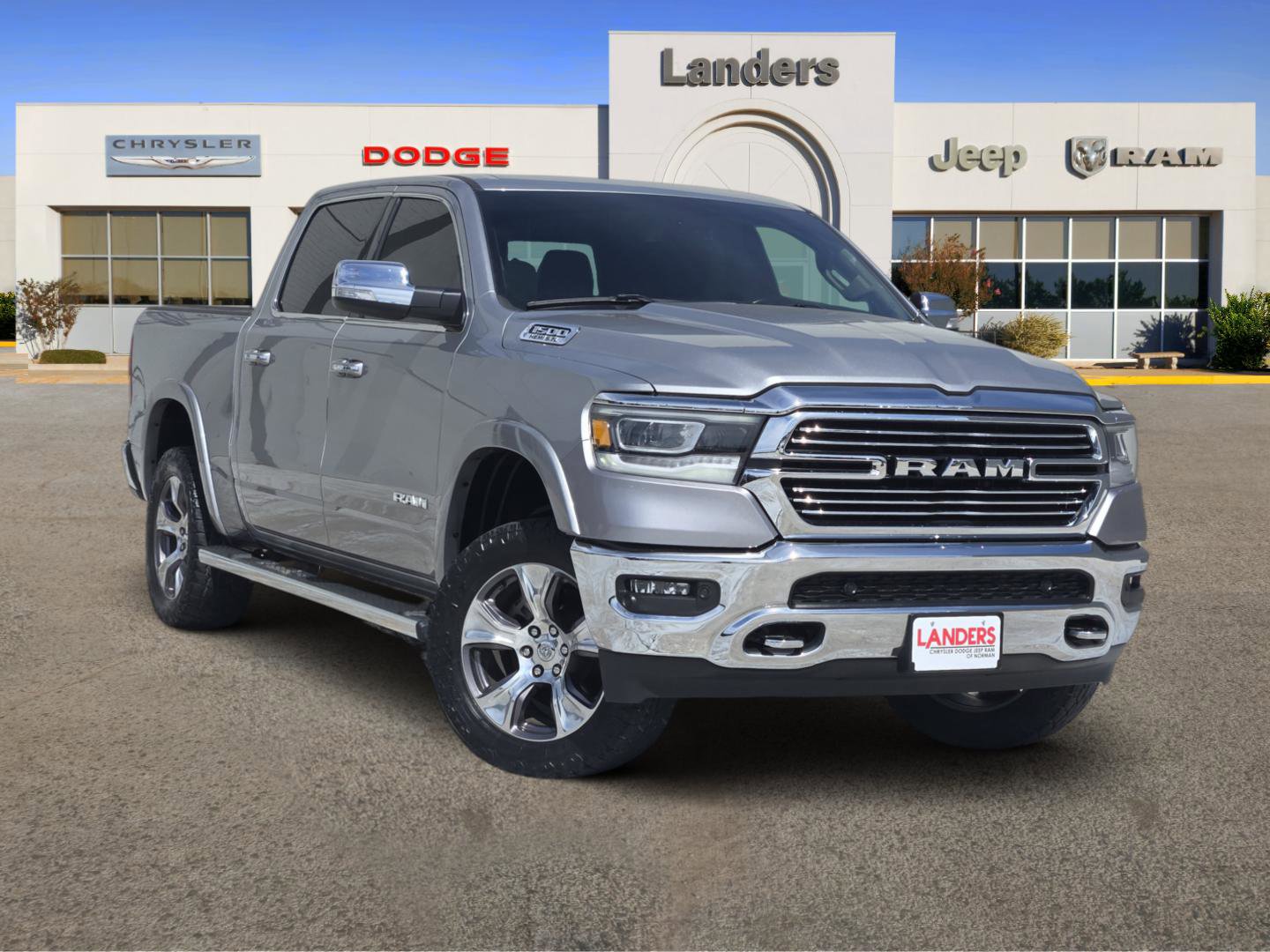 Used 2020 RAM 1500 Laramie AWD/4WD image 1