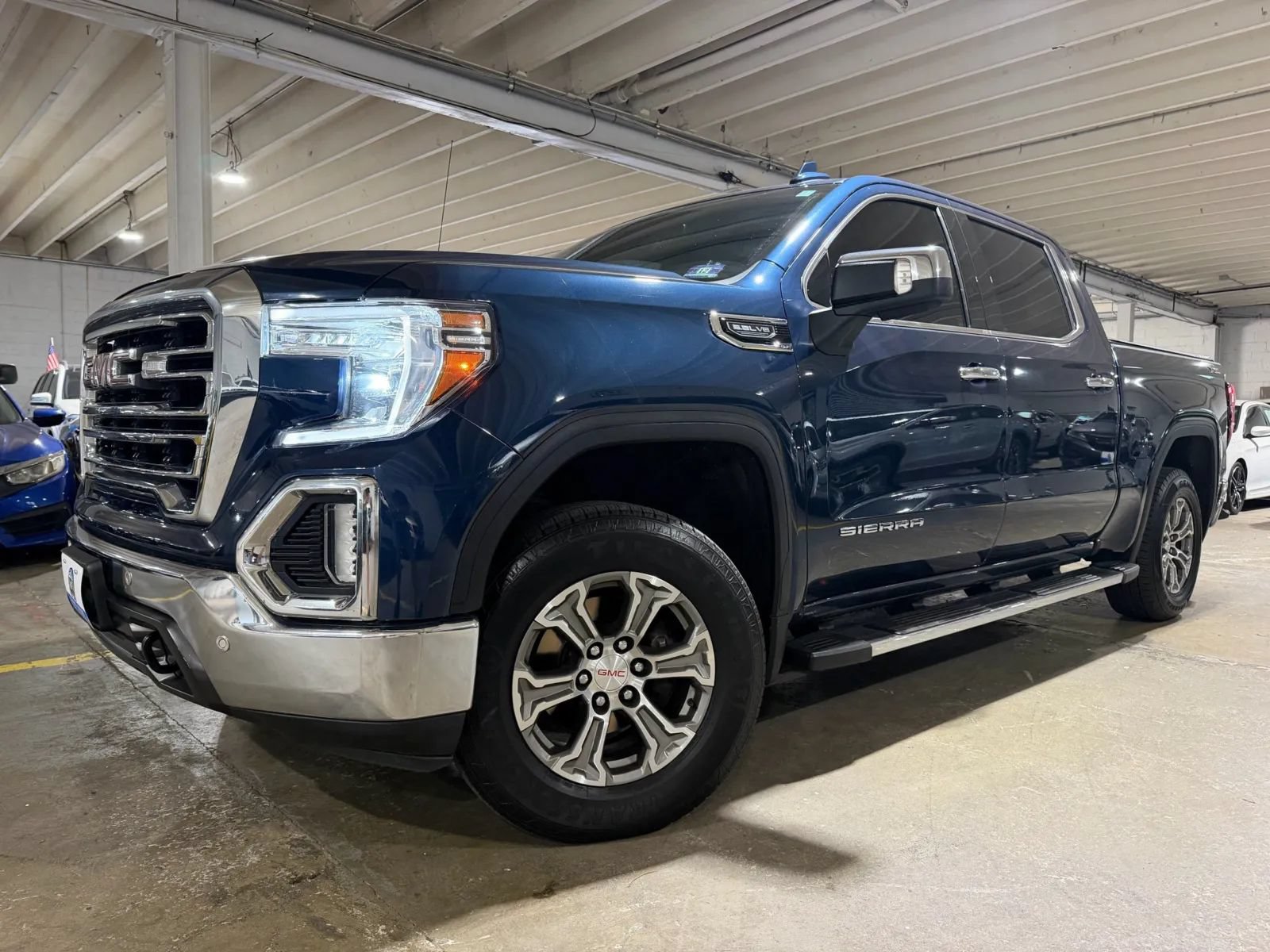Used 2020 GMC Sierra 1500 SLT w/ SLT Convenience Package AWD/4WD image 2