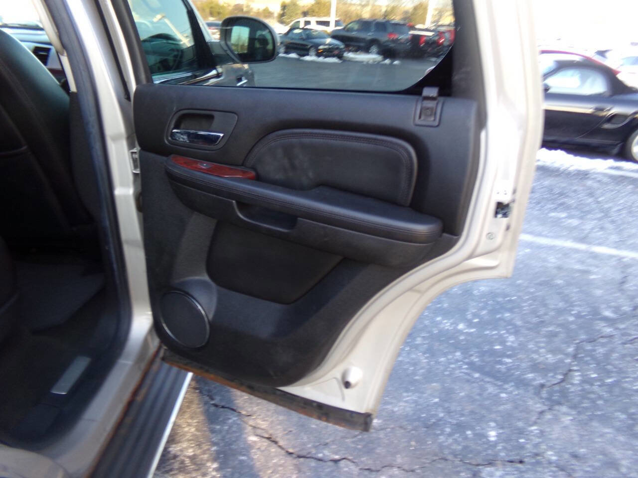 Used 2007 Cadillac Escalade AWD image 29