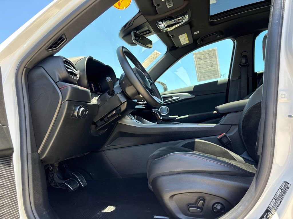 Used 2023 Dodge Hornet GT Plus w/ Track Pack image 16