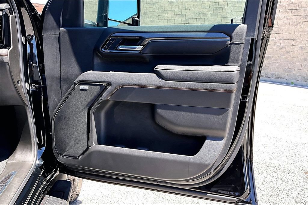 Used 2025 GMC Sierra 2500 AT4 w/ AT4 Premium Plus Package AWD/4WD image 23