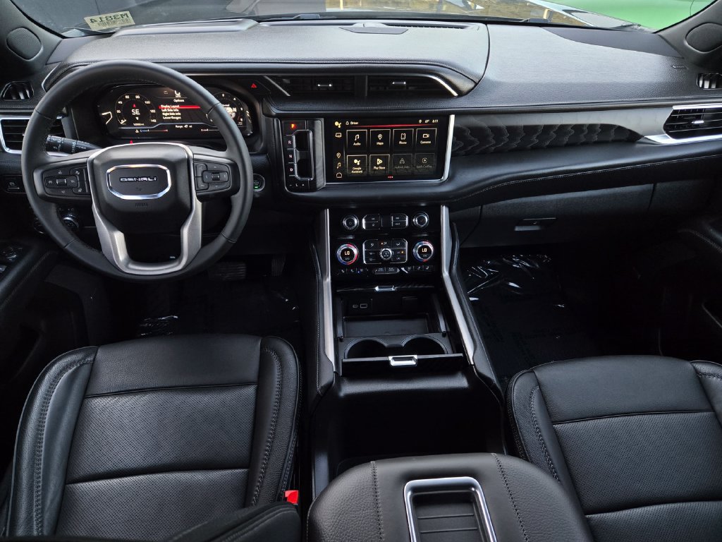 Used 2024 GMC Yukon Denali AWD/4WD image 16