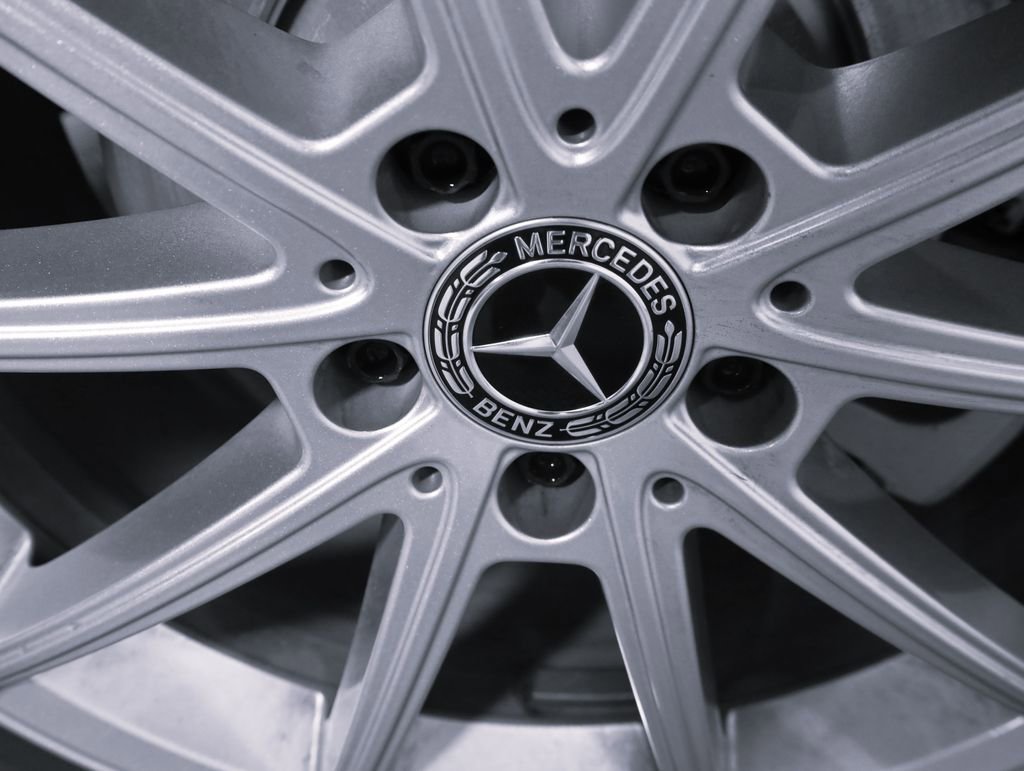 Used 2026 Mercedes-Benz GLE 350 4MATIC image 8