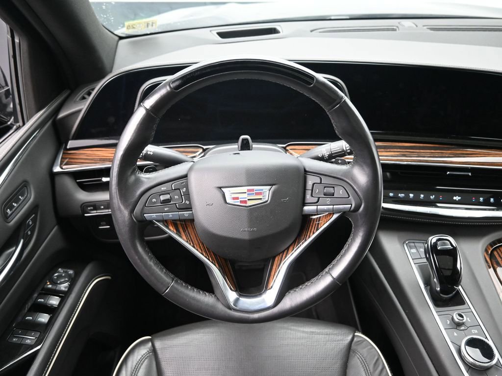 Used 2023 Cadillac Escalade ESV Premium Luxury image 23