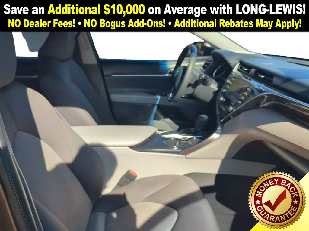 Used 2018 Toyota Camry LE image 22