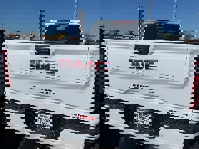 New 2025 GMC Sierra 2500 Denali image 7