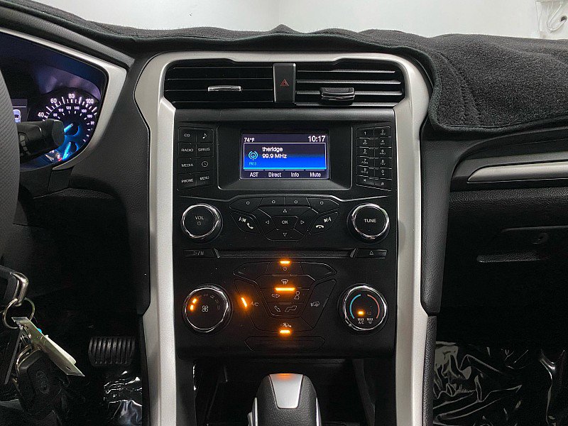 Used 2014 Ford Fusion SE image 19