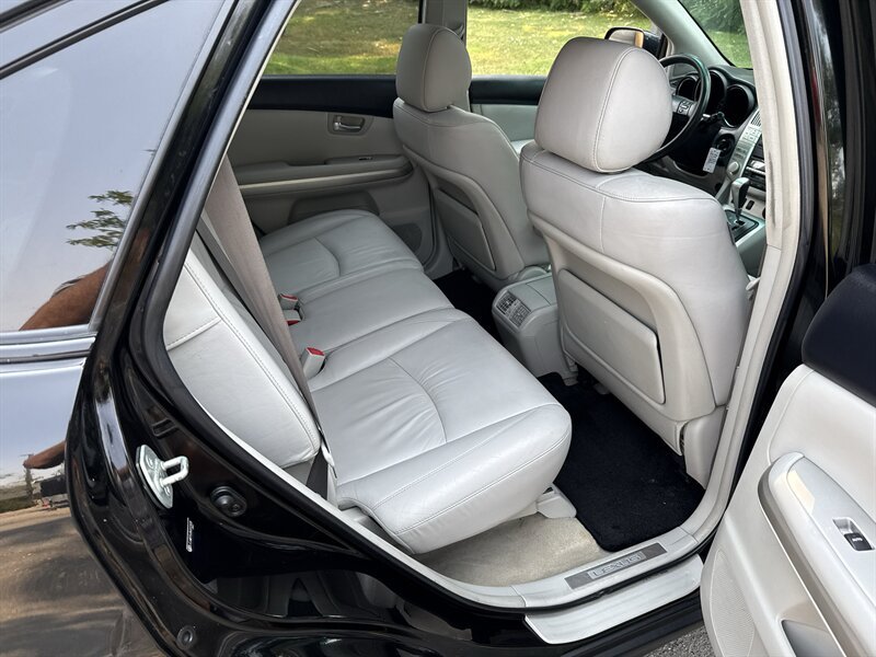 Used 2006 Lexus RX 400h AWD image 22