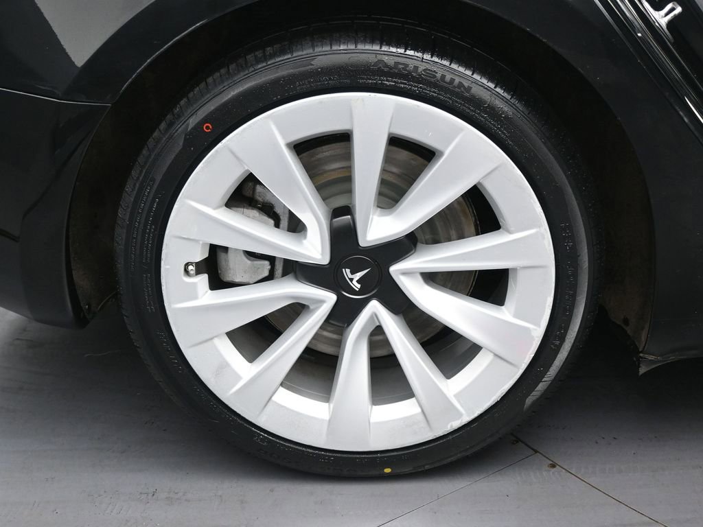 Used 2023 Tesla Model 3 Standard Range RWD image 34
