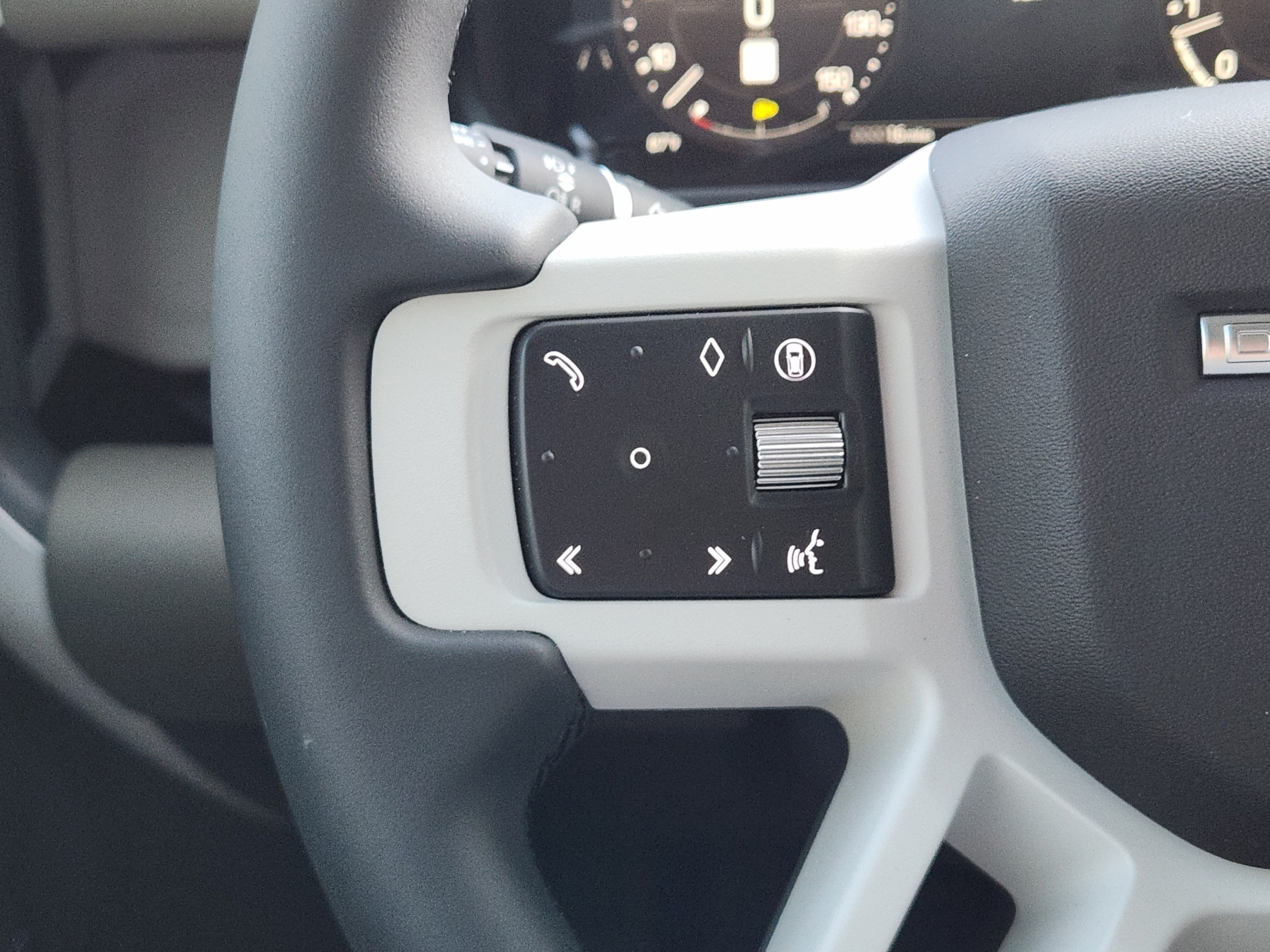 New 2026 Land Rover Defender 110 S AWD/4WD image 23