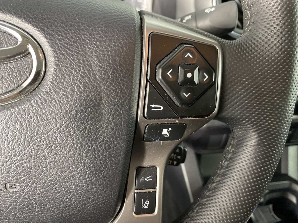 Used 2023 Toyota Tacoma SR5 AWD/4WD image 16