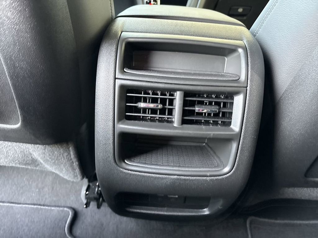 Certified 2024 Cadillac XT5 Luxury image 20