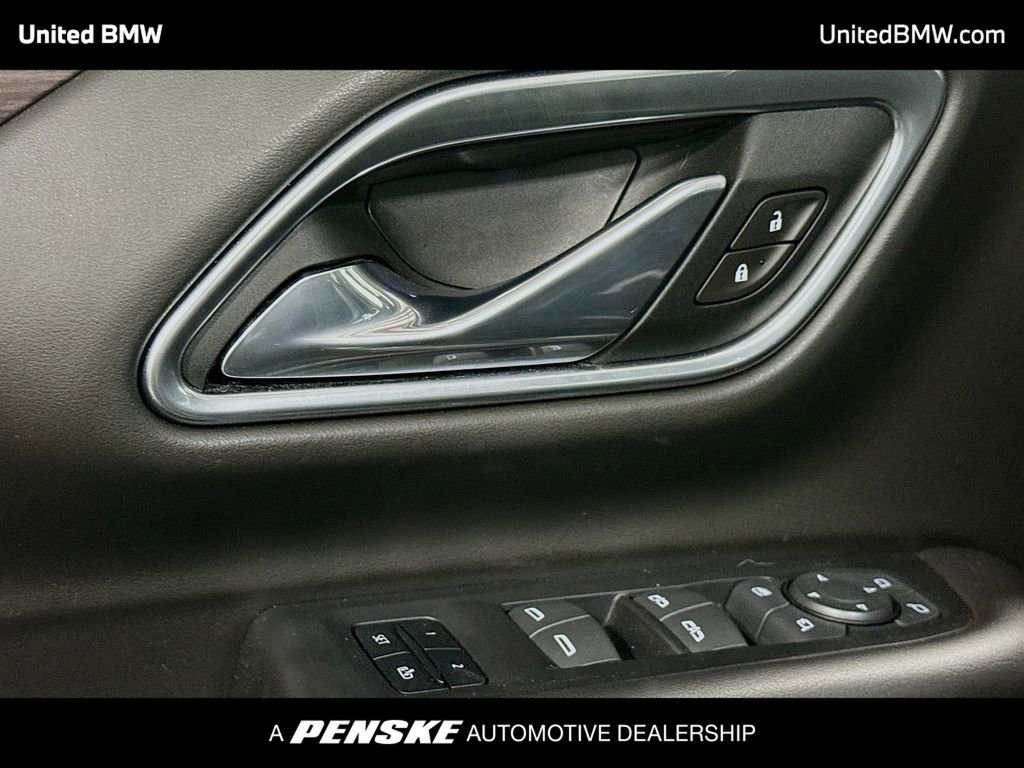 Used 2021 Chevrolet Tahoe Z71 w/ Z71 Signature Package AWD/4WD image 3
