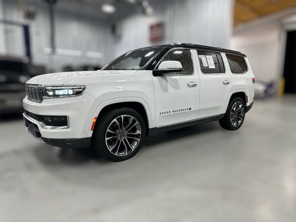 Used 2022 Jeep Grand Wagoneer Series III w/ Rear Seat Video Group 1